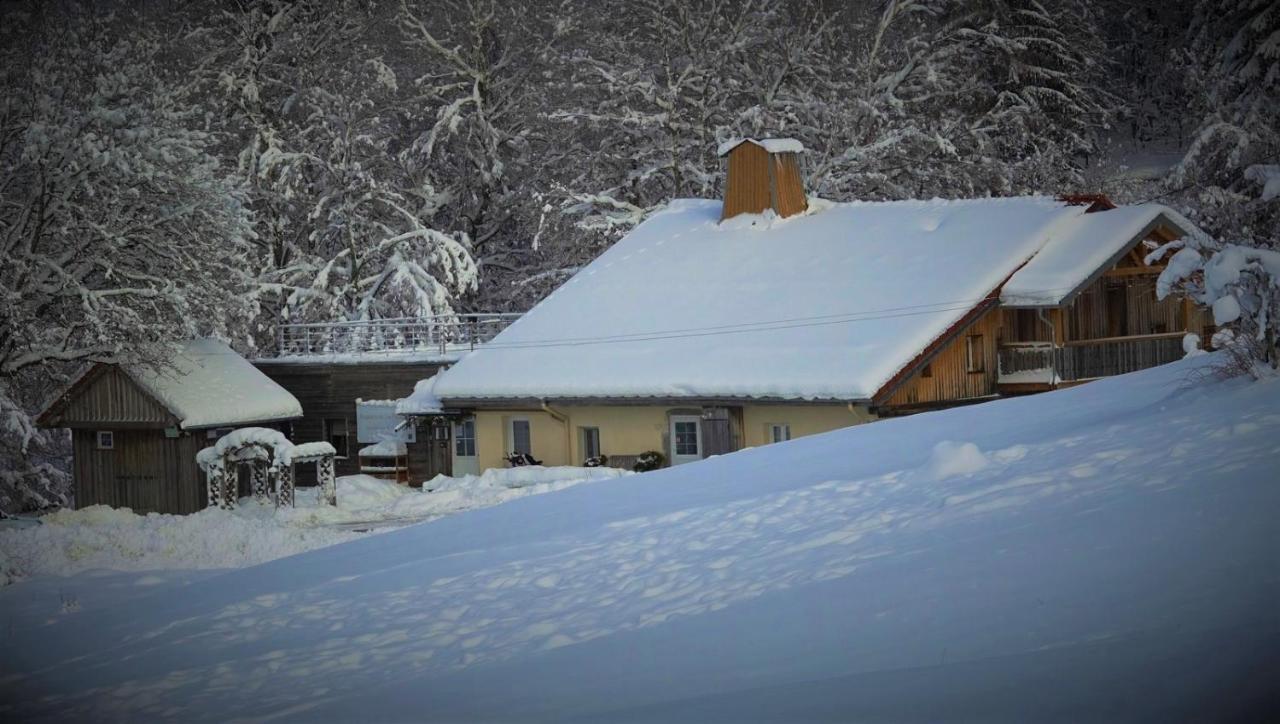 Auberge De La Poulciere Hotel Gerardmer Exterior photo